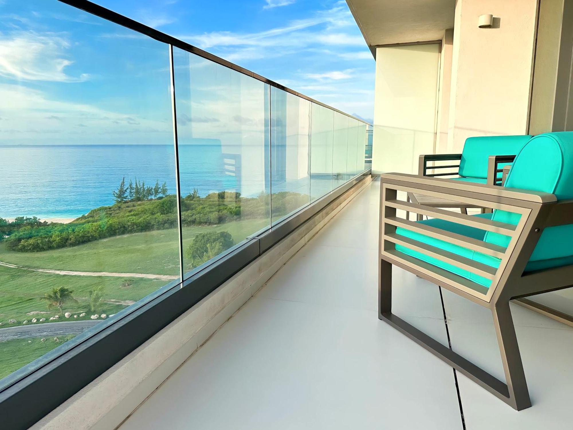 Mullet Bay Suites - Your Luxury Stay Awaits Cupecoy  외부 사진