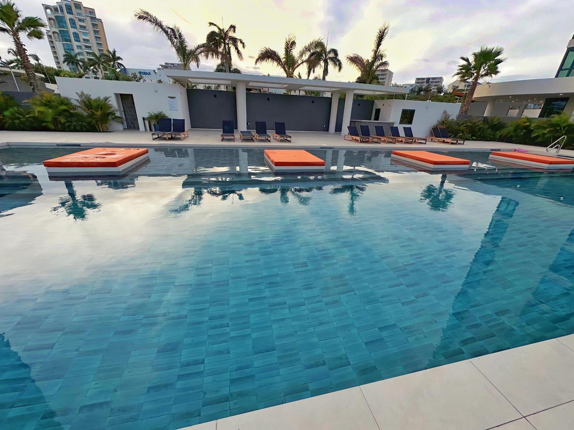 Mullet Bay Suites - Your Luxury Stay Awaits Cupecoy  외부 사진